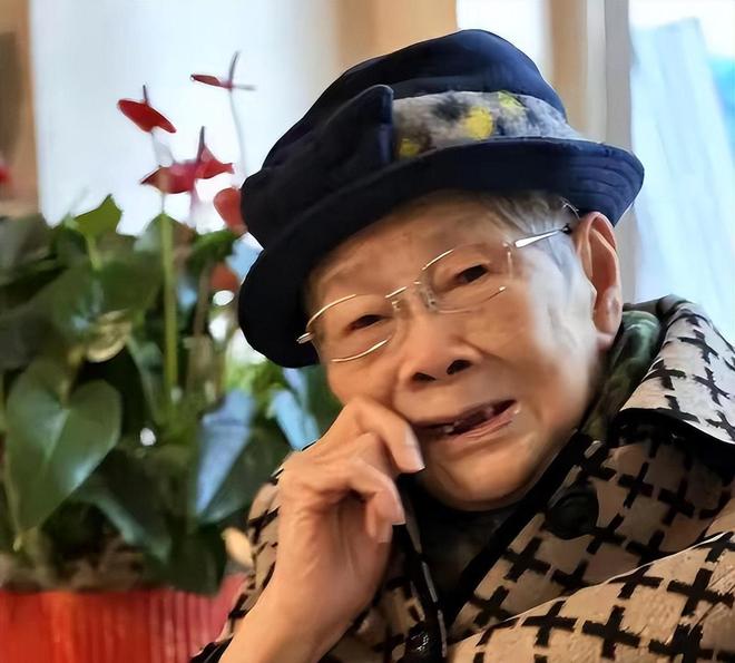 卢卡库:不想讨论谁会是“下个卢卡库”,年轻球员不该背负压力