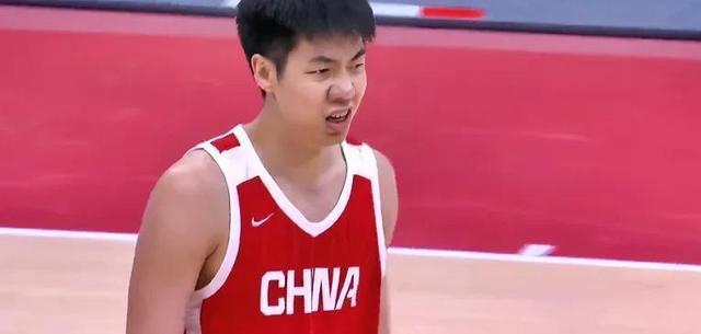 “让时间看见热爱”让青春在绿茵场上闪光——第二届徽青赛揭幕战宿州队0比0战平马鞍山队