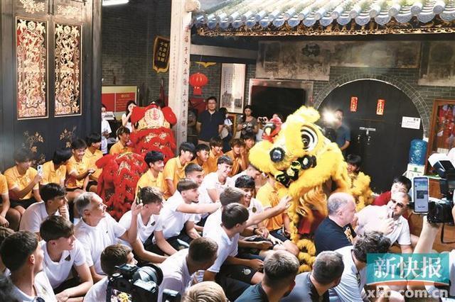 冲上热搜,郑钦文怎么了?