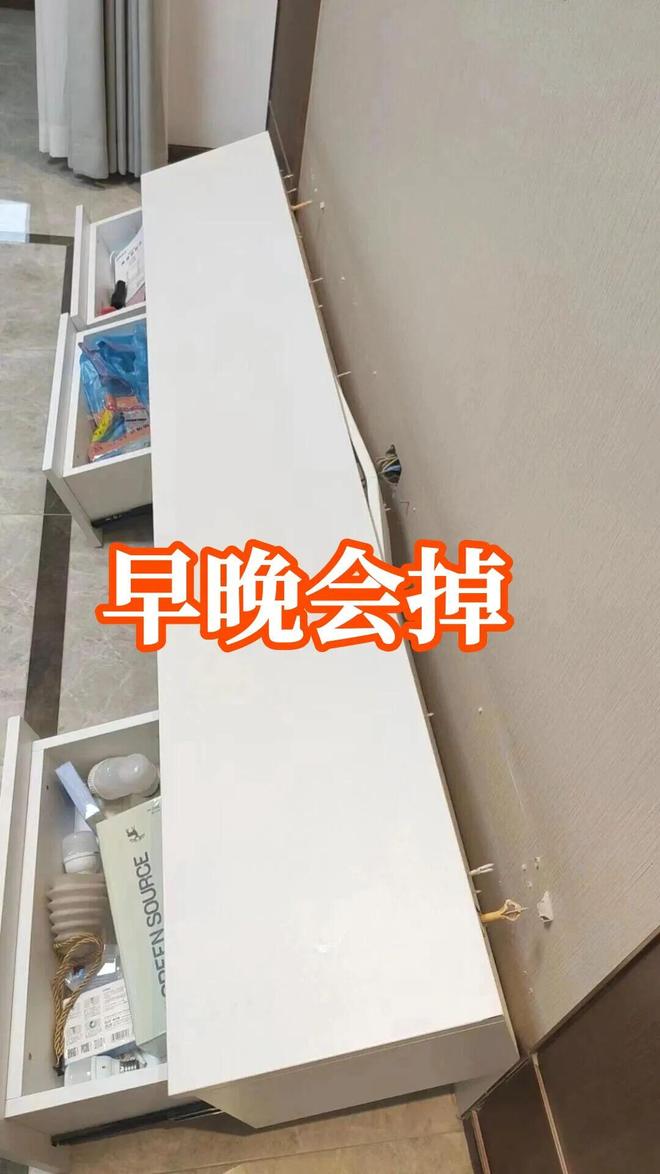 27岁姆巴佩心态崩了!故意肘击门将染黄 回应:非常失望没能进决赛