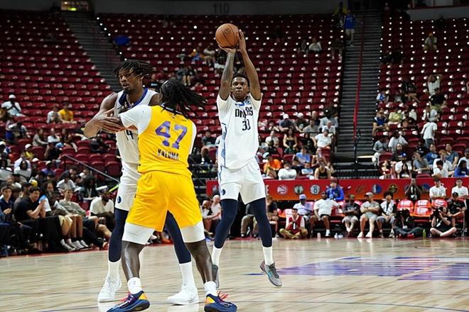 NBA总决赛对阵:马刺vs尼克斯时隔27年争冠 首战6月4日打响
